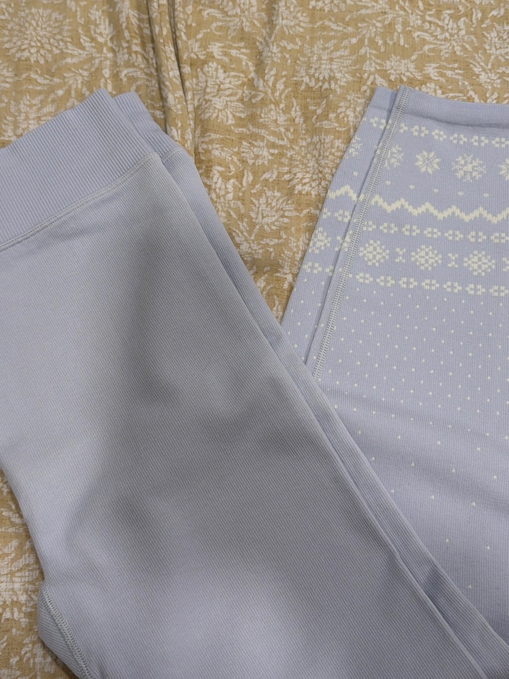 PINK Victoria's Secret Light Blue Fair Isle Knit Leggings
